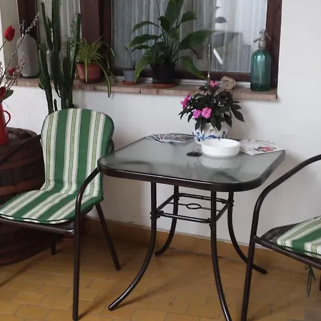 فندق مبيت وإفطار Eden Panzio 4*