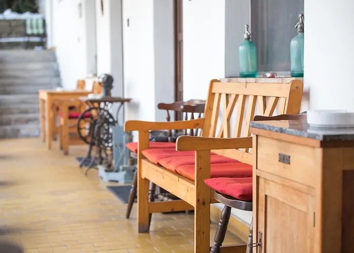Eden Panzio B&B 에게르