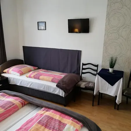 Eden Panzio Bed and Breakfast