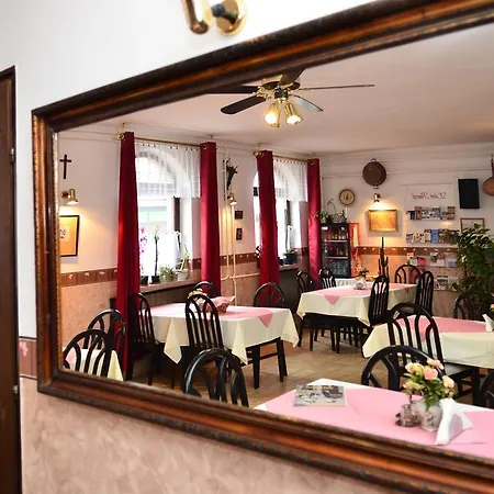 Eden Panzió 4*