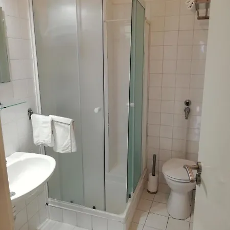 Eden Panzió Frühstückspension 4*
